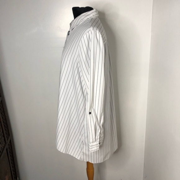 Beautiful versatile shirt - Picture 3 of 11